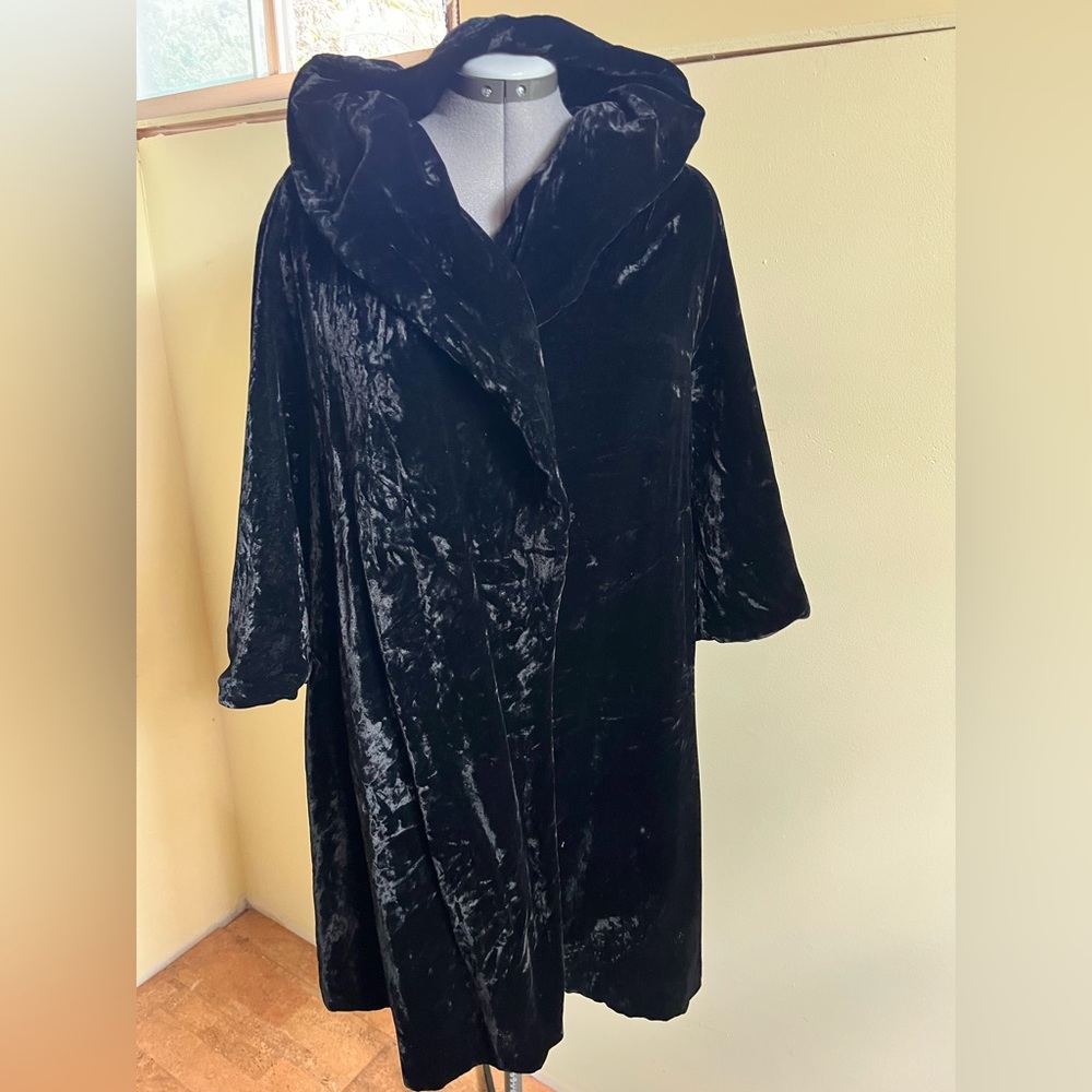 Vintage black velvet coat in GUC.